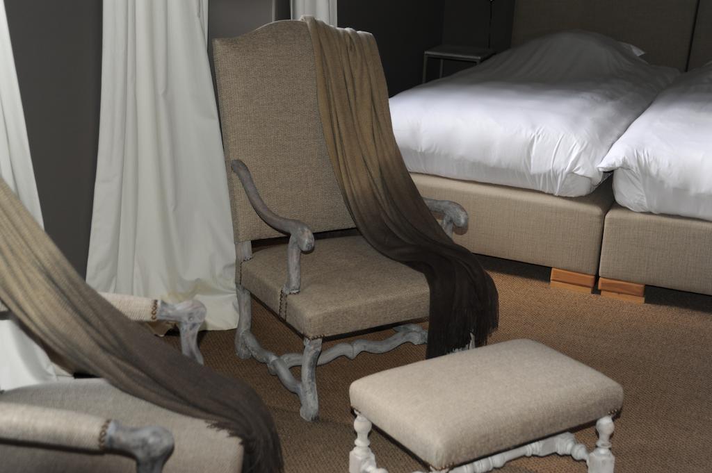 Chateau De Lerse Bed and Breakfast Perignac  Habitación foto