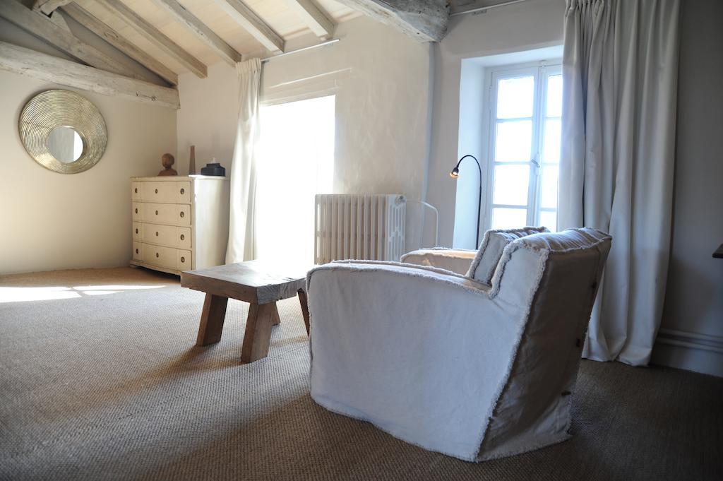 Chateau De Lerse Bed and Breakfast Perignac  Habitación foto