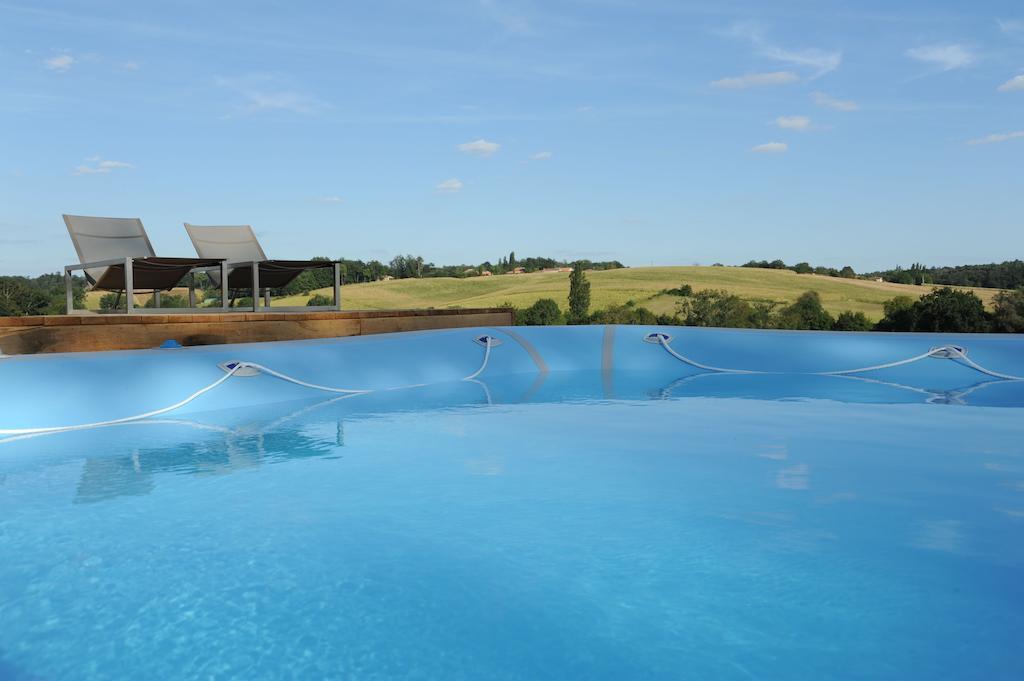 Chateau De Lerse Bed and Breakfast Perignac  Exterior foto