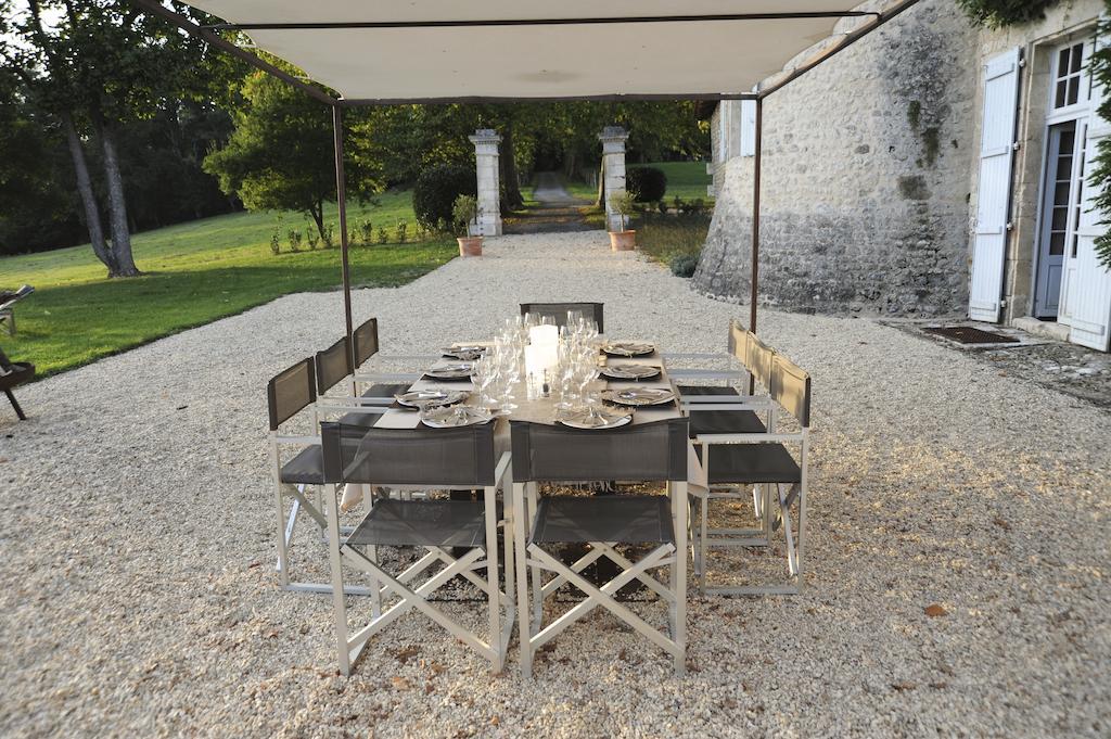 Chateau De Lerse Bed and Breakfast Perignac  Exterior foto