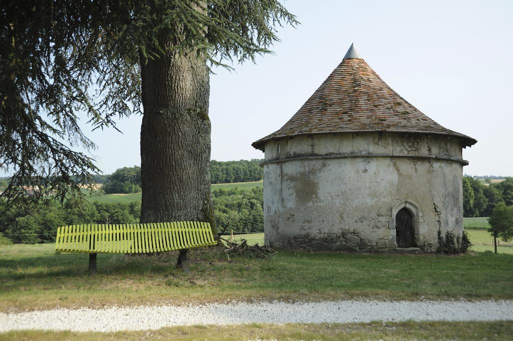 Chateau De Lerse Bed and Breakfast Perignac  Exterior foto