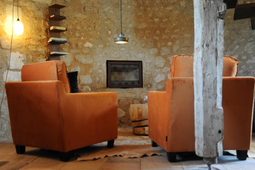Chateau De Lerse Bed and Breakfast Perignac  Habitación foto